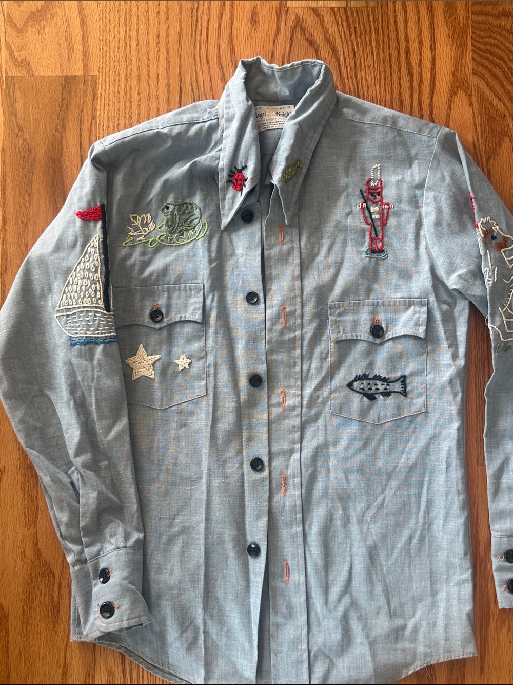 Vintage 70s Royal Knight Embroidered chambray button down